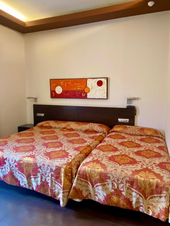 Hospedium Hotel Los Periquitos 포르투나 외부 사진
